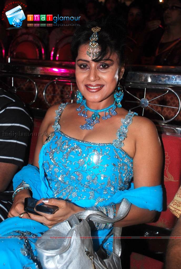Shaan, Moushmi Chaterjee,Rupa Ganguly at Durga pooja Event hd photo